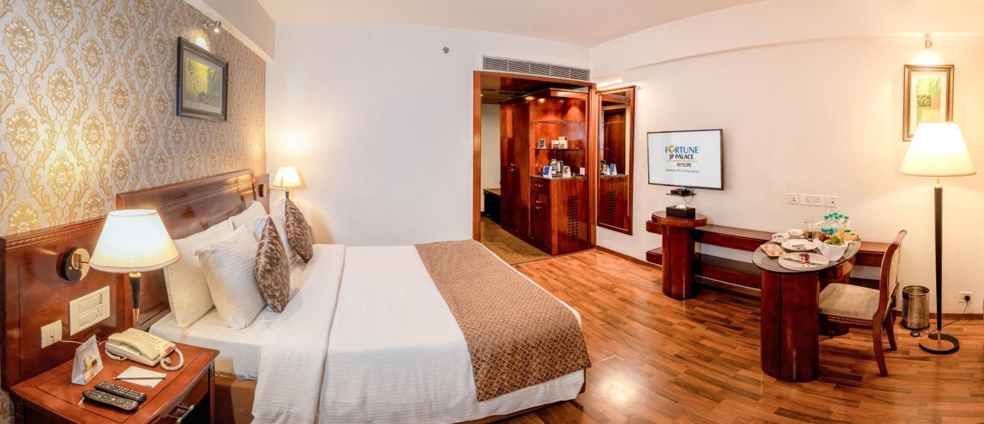 Fortune Jp Palace, Mysore - Member Itc Hotels' Group Zewnętrze zdjęcie