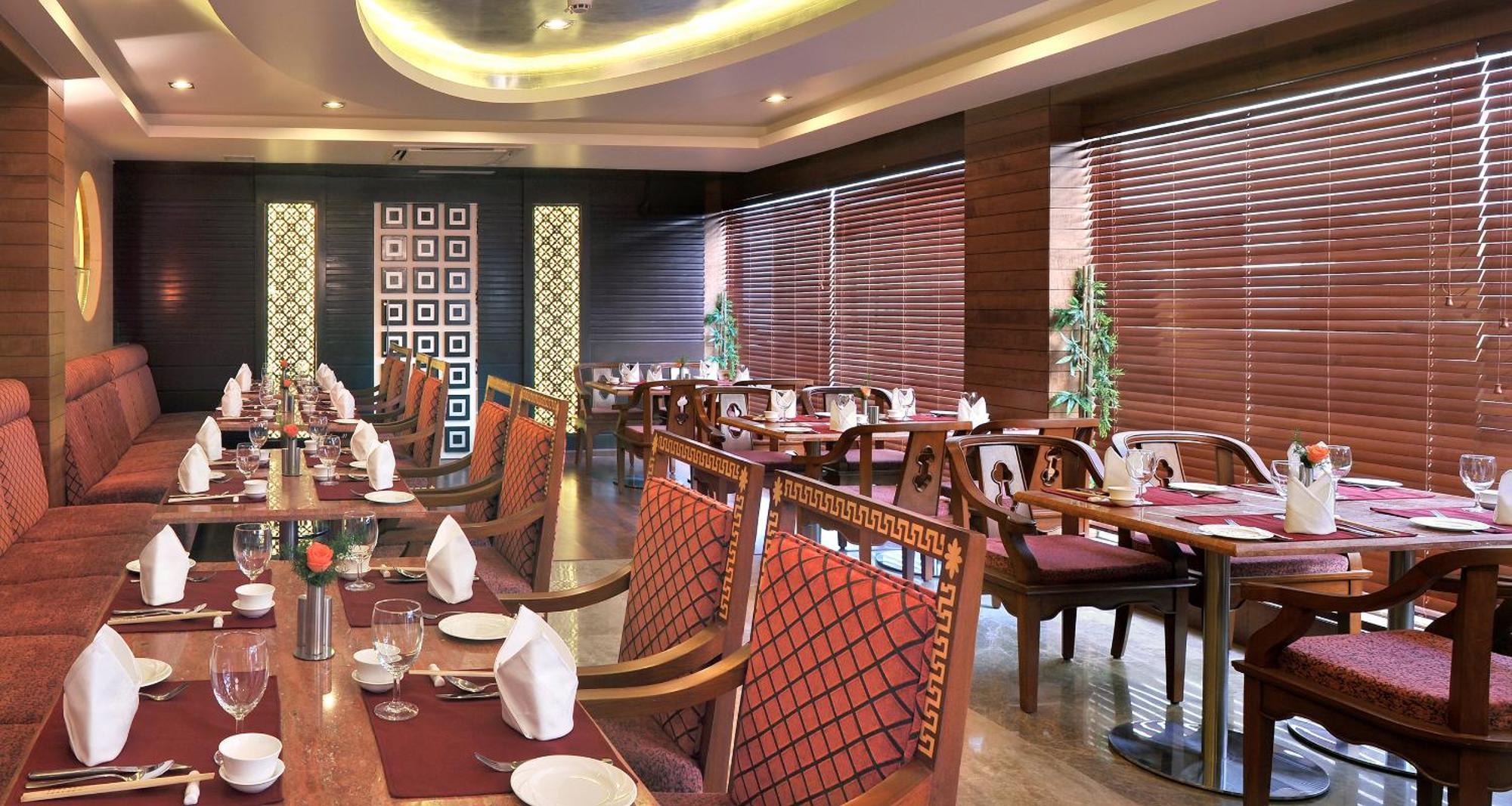 Fortune Jp Palace, Mysore - Member Itc Hotels' Group Zewnętrze zdjęcie The restaurant