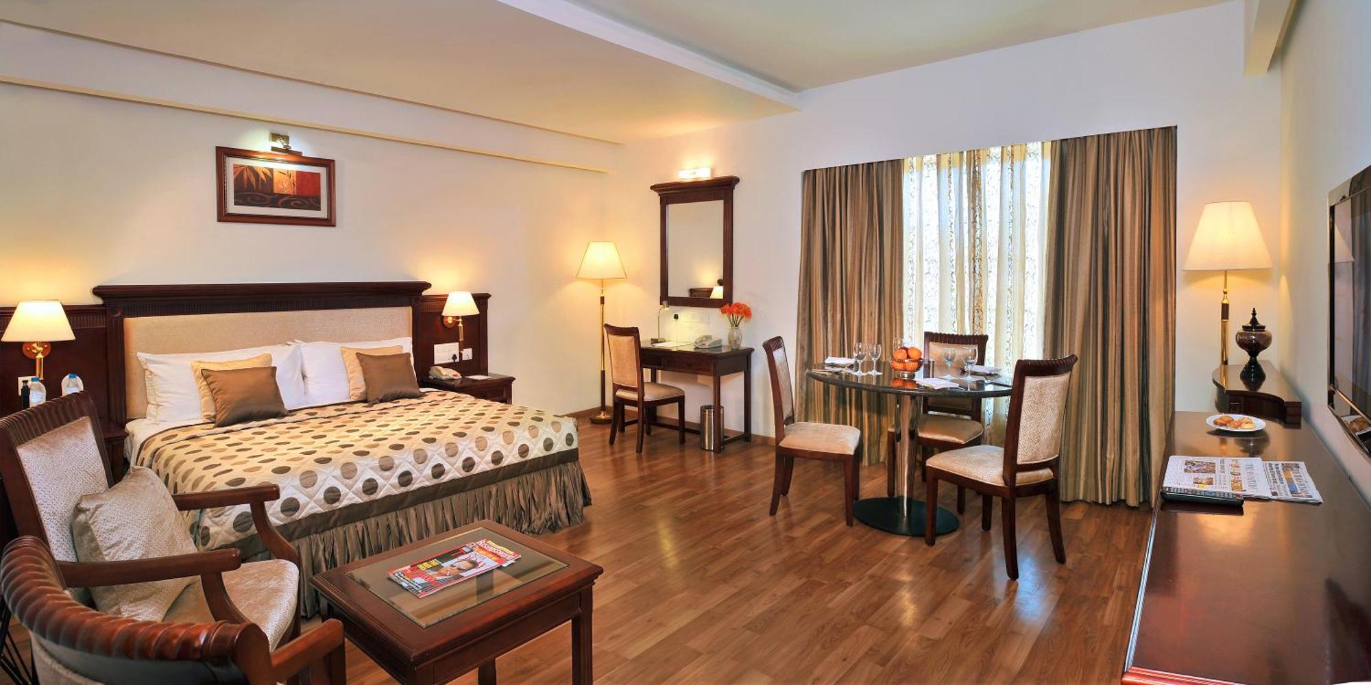 Fortune Jp Palace, Mysore - Member Itc Hotels' Group Zewnętrze zdjęcie A room at the hotel