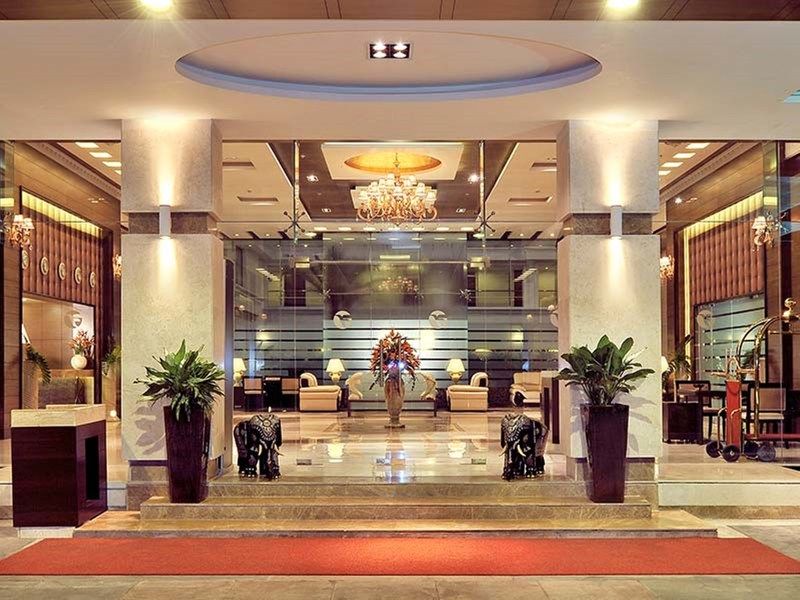 Fortune Jp Palace, Mysore - Member Itc Hotels' Group Zewnętrze zdjęcie Lobby