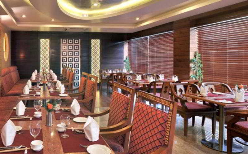 Fortune Jp Palace, Mysore - Member Itc Hotels' Group Zewnętrze zdjęcie The restaurant